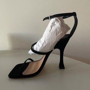 Schutz | Black Nelli Nubuck Sandal | Size 6